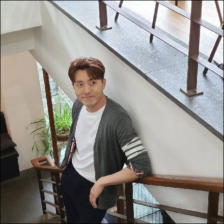 lee-moo-saeng053 (1080x1080, 432 kБ...)